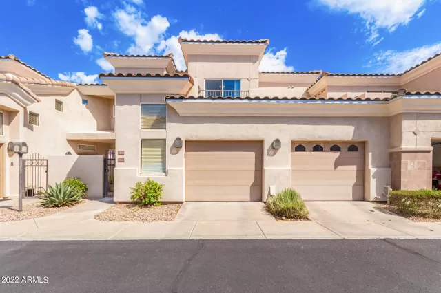 MLS: 6470782 Condo For Sale