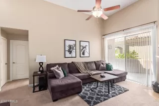 Photo #6: 6470782 Listing