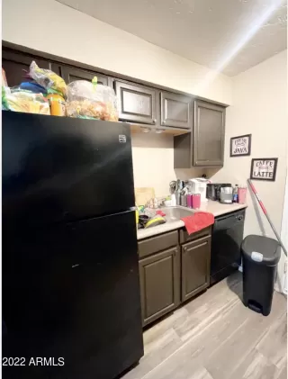 Photo #5: 6471064 Listing