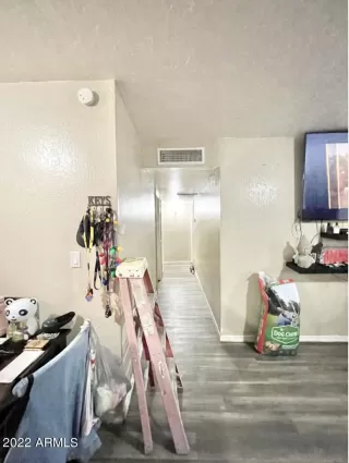 Photo #6: 6471064 Listing