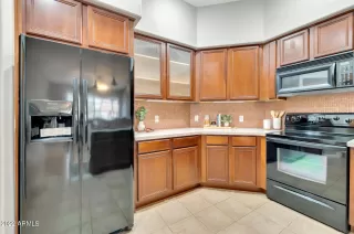 Photo #5: 6471078 Listing