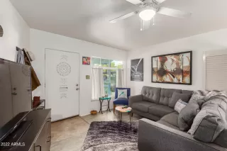 Photo #6: 6471222 Listing