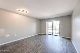 Photo #6: 6471447 Listing 