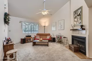 Photo #5: 6471613 Listing