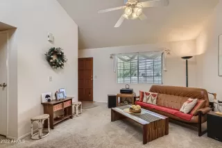 Photo #6: 6471613 Listing