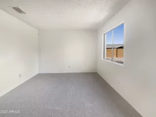 Photo #2: 6471710 Listing