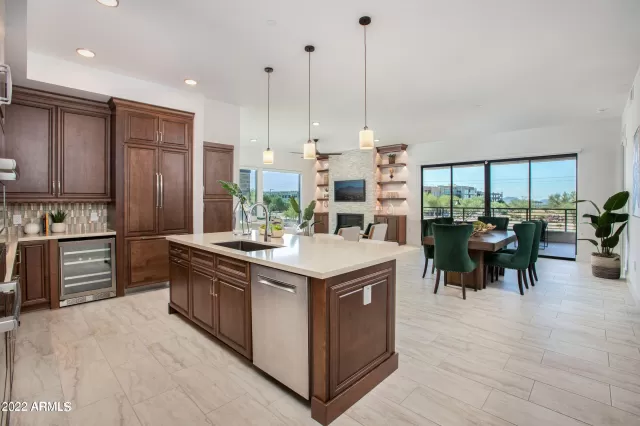 MLS: 6471803 Condo For Sale