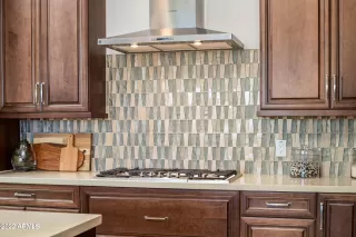 Photo #2: 6471803 Listing 