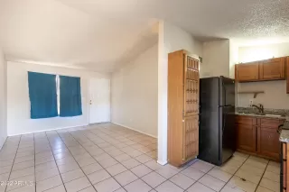 Photo #3: 6471918 Listing