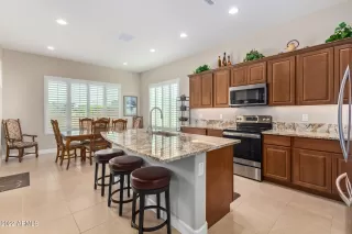 Photo #2: 6471933 Listing