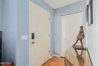 Photo #1: 6471996 Listing