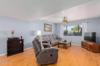 Photo #3: 6471996 Listing