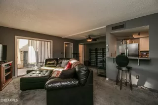 Photo #1: 6472128 Listing 