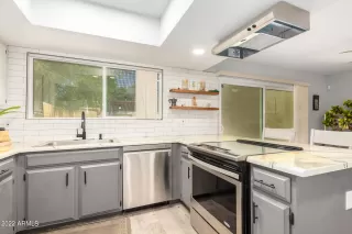 Photo #5: 6472231 Listing 