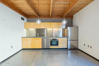 Photo #3: 6472240 Listing 