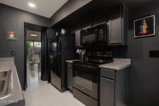 Photo #6: 6472470 Listing