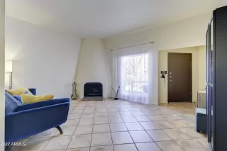 Photo #5: 6472679 Listing