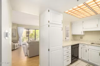 Photo #4: 6472771 Listing