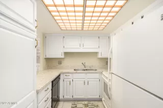 Photo #5: 6472771 Listing