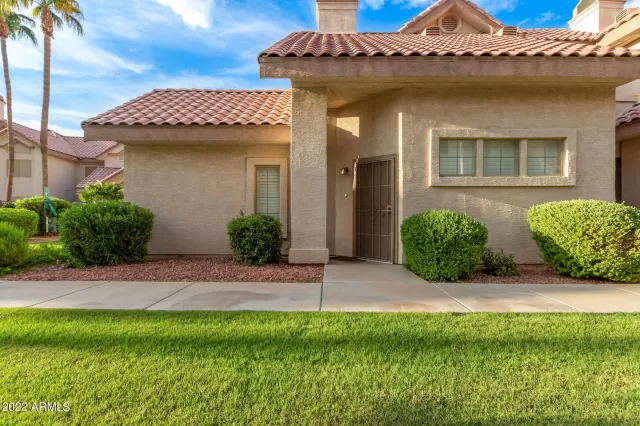 MLS: 6472918 Condo For Sale