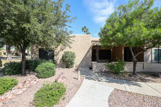 MLS: 6473083 Condo For Sale