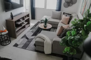 Photo #5: 6473307 Listing