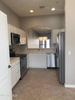 Photo #3: 6473325 Listing