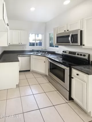 Photo #6: 6473396 Listing 