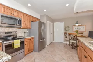 Photo #2: 6473891 Listing 