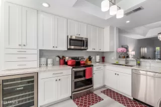 Photo #4: 6473902 Listing