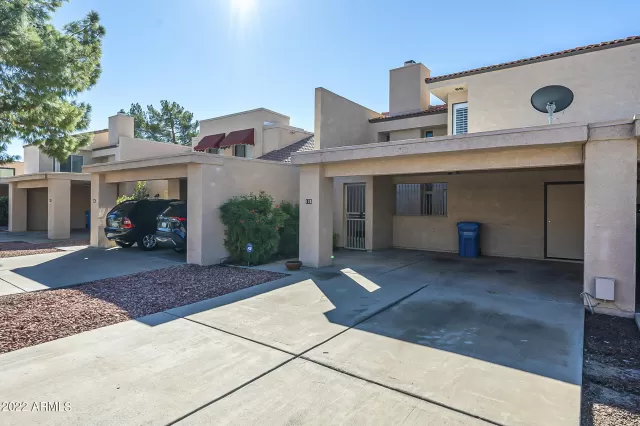 MLS: 6473910 Condo For Sale