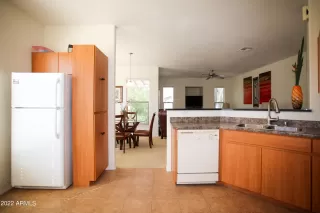 Photo #6: 6473940 Listing