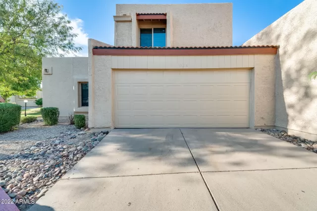 MLS: 6473949 Condo For Sale