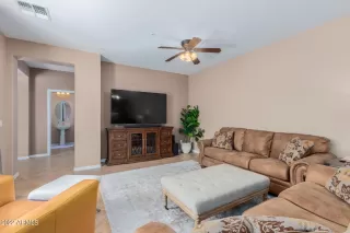 Photo #5: 6473974 Listing