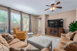 Photo #6: 6473974 Listing