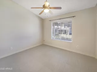 Photo #4: 6474026 Listing