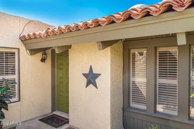 MLS: 6474085 Condo For Sale