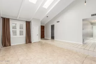 Photo #4: 6474085 Listing