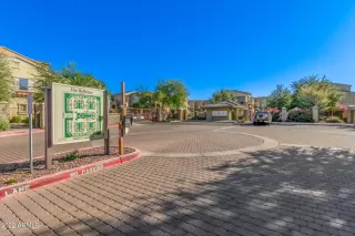 Photo #6: 6474111 Listing