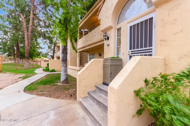 MLS: 6474132 Condo For Sale