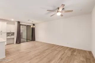 Photo #6: 6474466 Listing