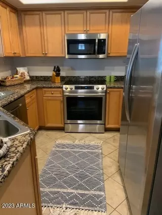 Photo #5: 6474511 Listing