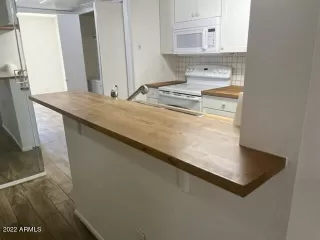 Photo #4: 6474529 Listing 