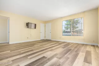 Photo #2: 6474704 Listing