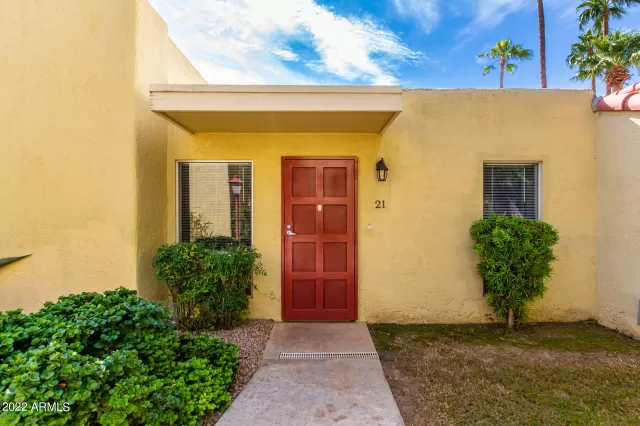 MLS: 6474818 Condo For Sale