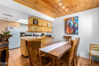 Photo #6: 6474818 Listing 