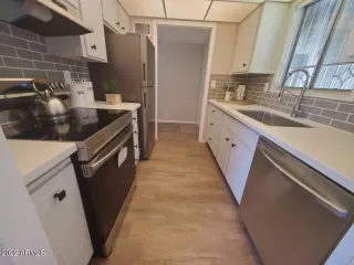 Photo #2: 6474848 Listing