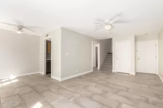 Photo #5: 6475072 Listing 