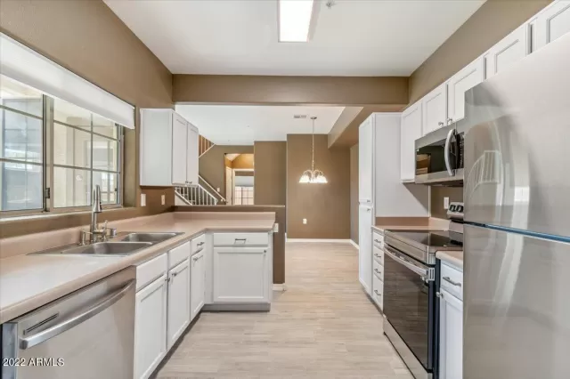 MLS: 6475158 Condo For Sale