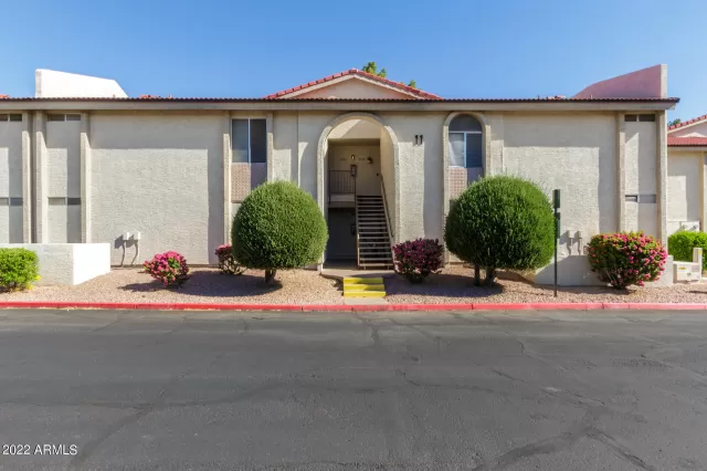 MLS: 6475671 Condo For Sale